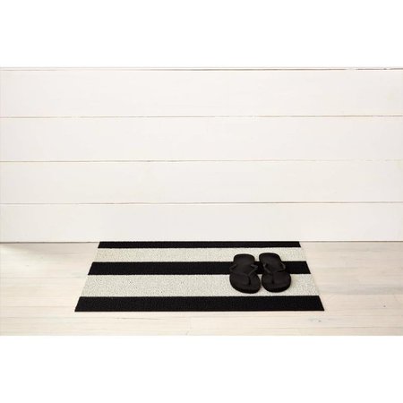 CHILEWICH 28 in. L X 18 in. W Black/White Bold Stripe Polyester/Vinyl Door Mat 200126-002